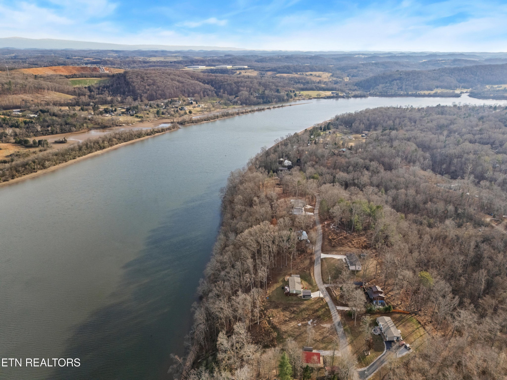 35 Lakeshore Vista Drive Kingston TN 37763