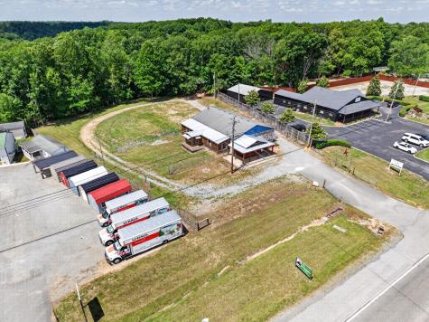 3239 Nashville Highway Smithville TN 37166