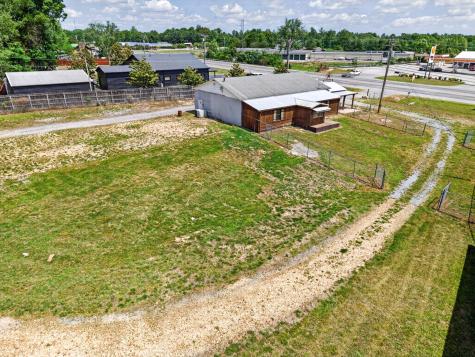3239 Nashville Highway Smithville TN 37166