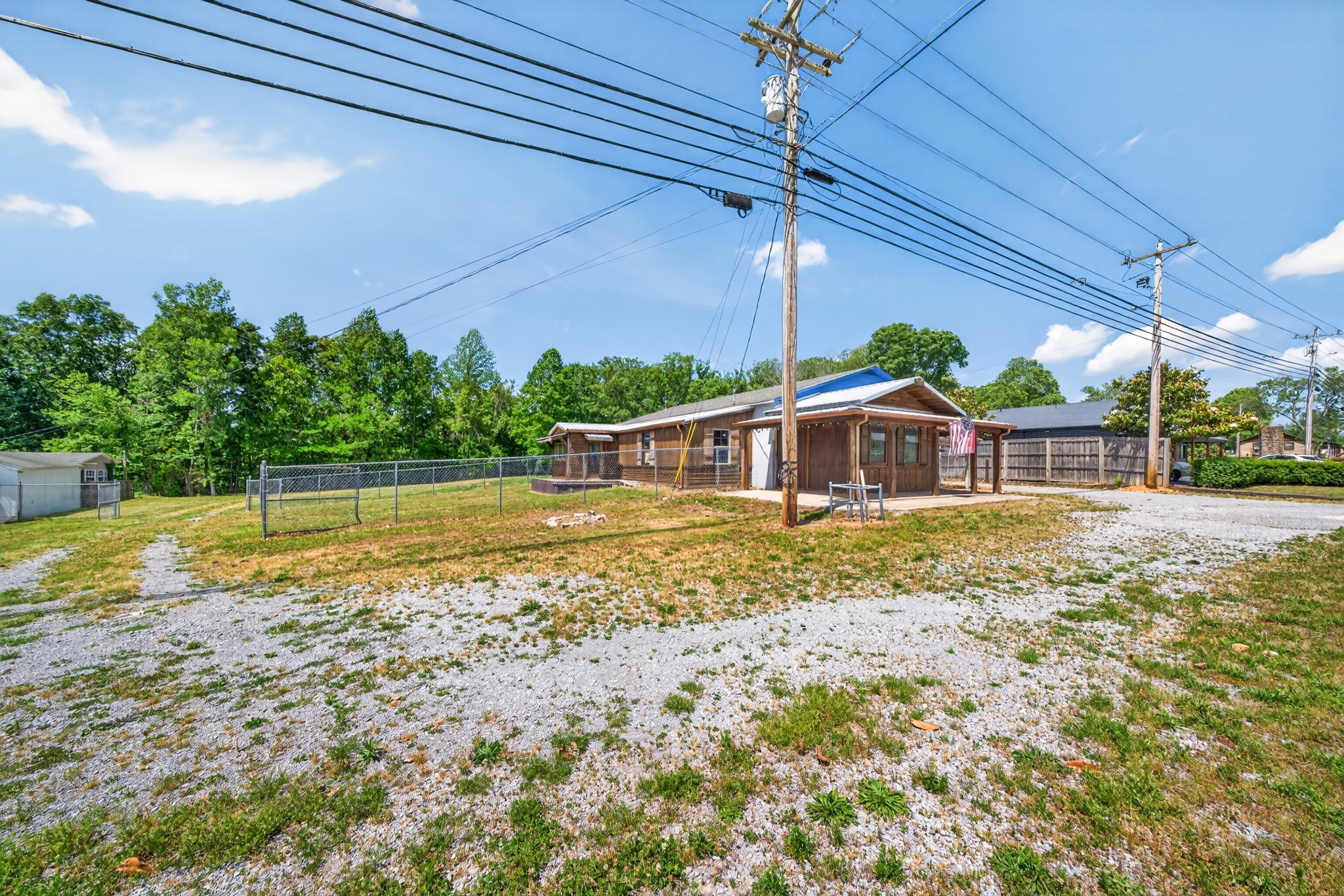 3239 Nashville Highway Smithville TN 37166