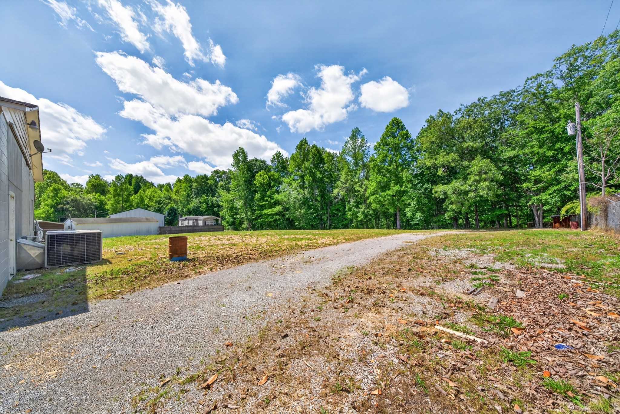 3239 Nashville Highway Smithville TN 37166