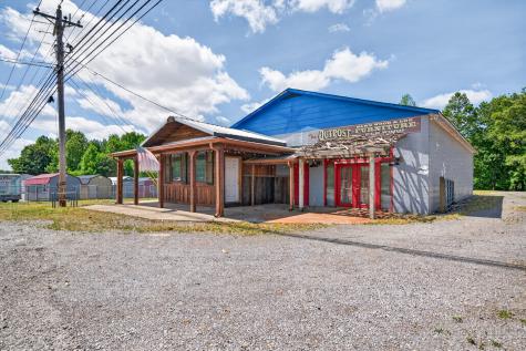 3239 Nashville Highway Smithville TN 37166