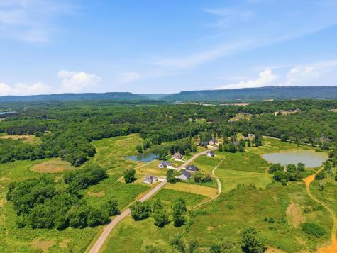 349 Clubhouse Drive Jasper TN 37347