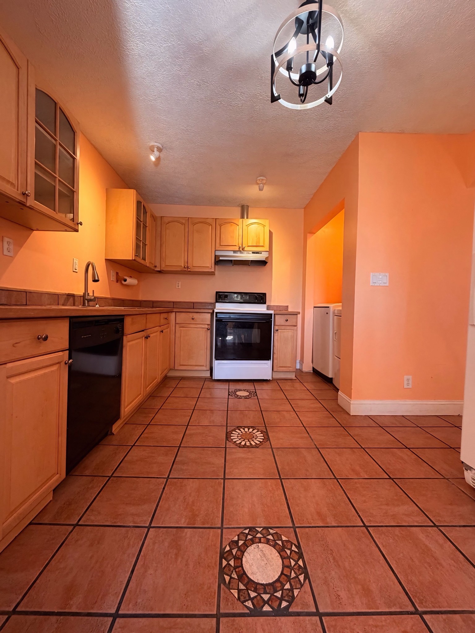 409 7th Ave, W Springfield TN 37172