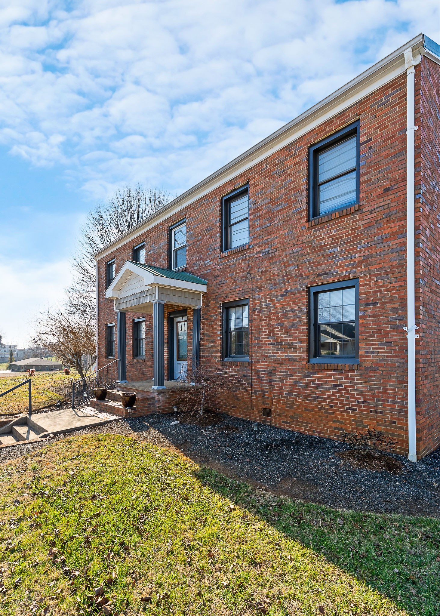 305 N Chancery Street Mcminnville TN 37110