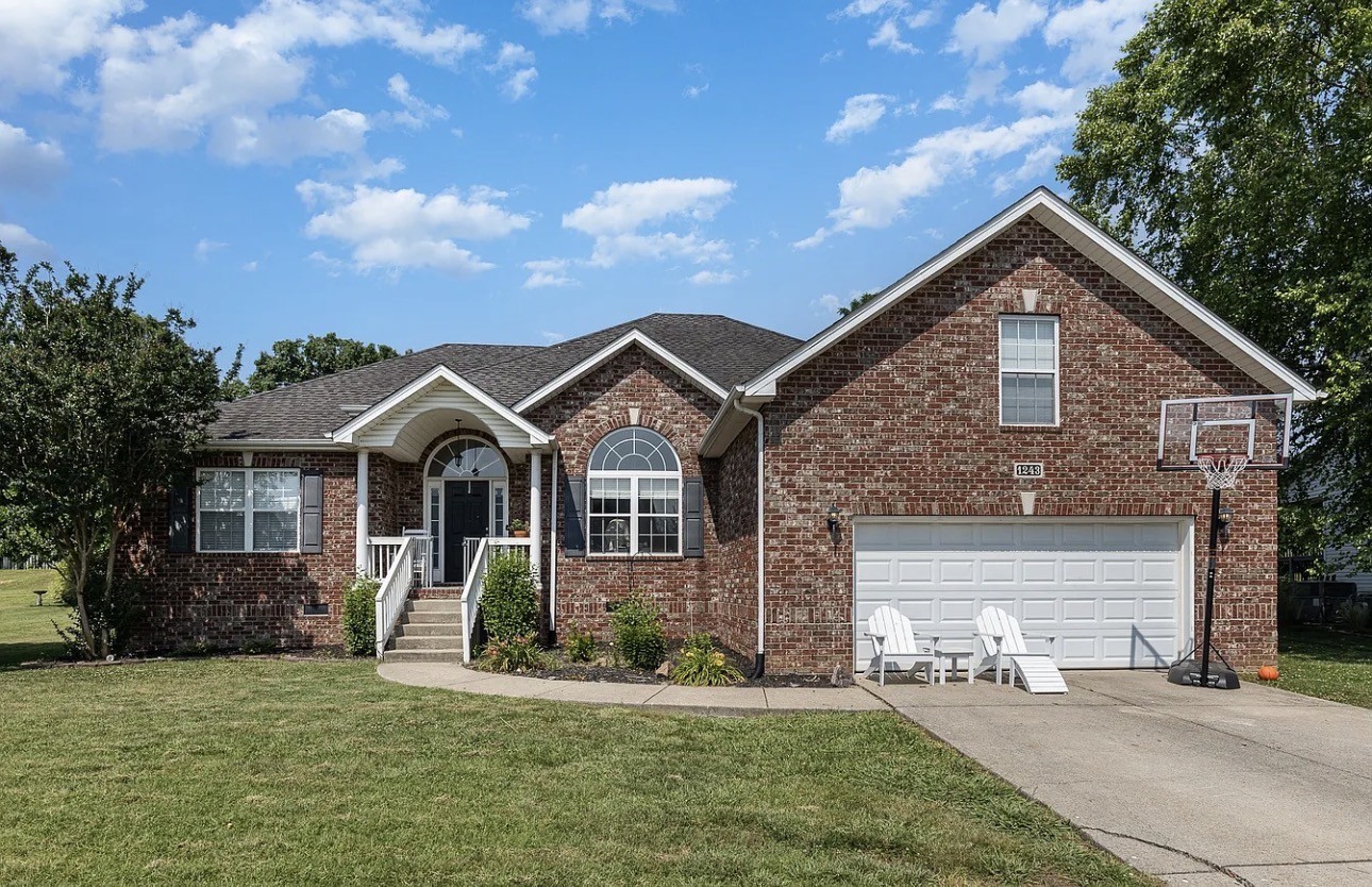 1243 Chapmans Retreat Drive Spring Hill TN 37174