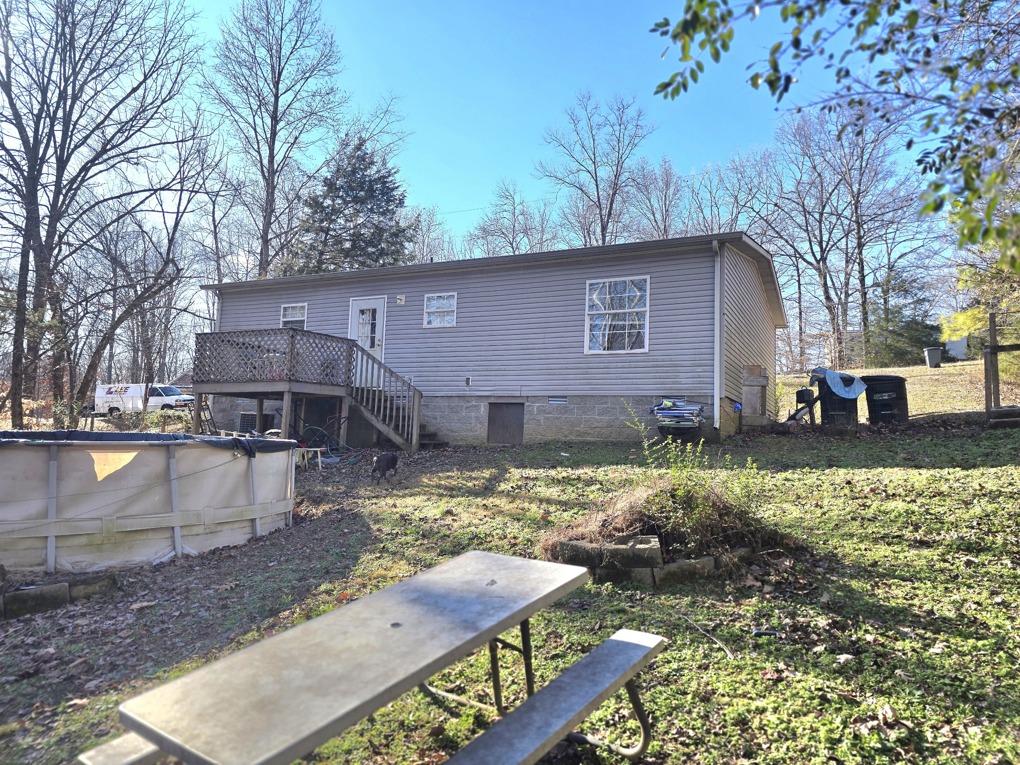 607 Evening Shade Dr, S White Bluff TN 37187