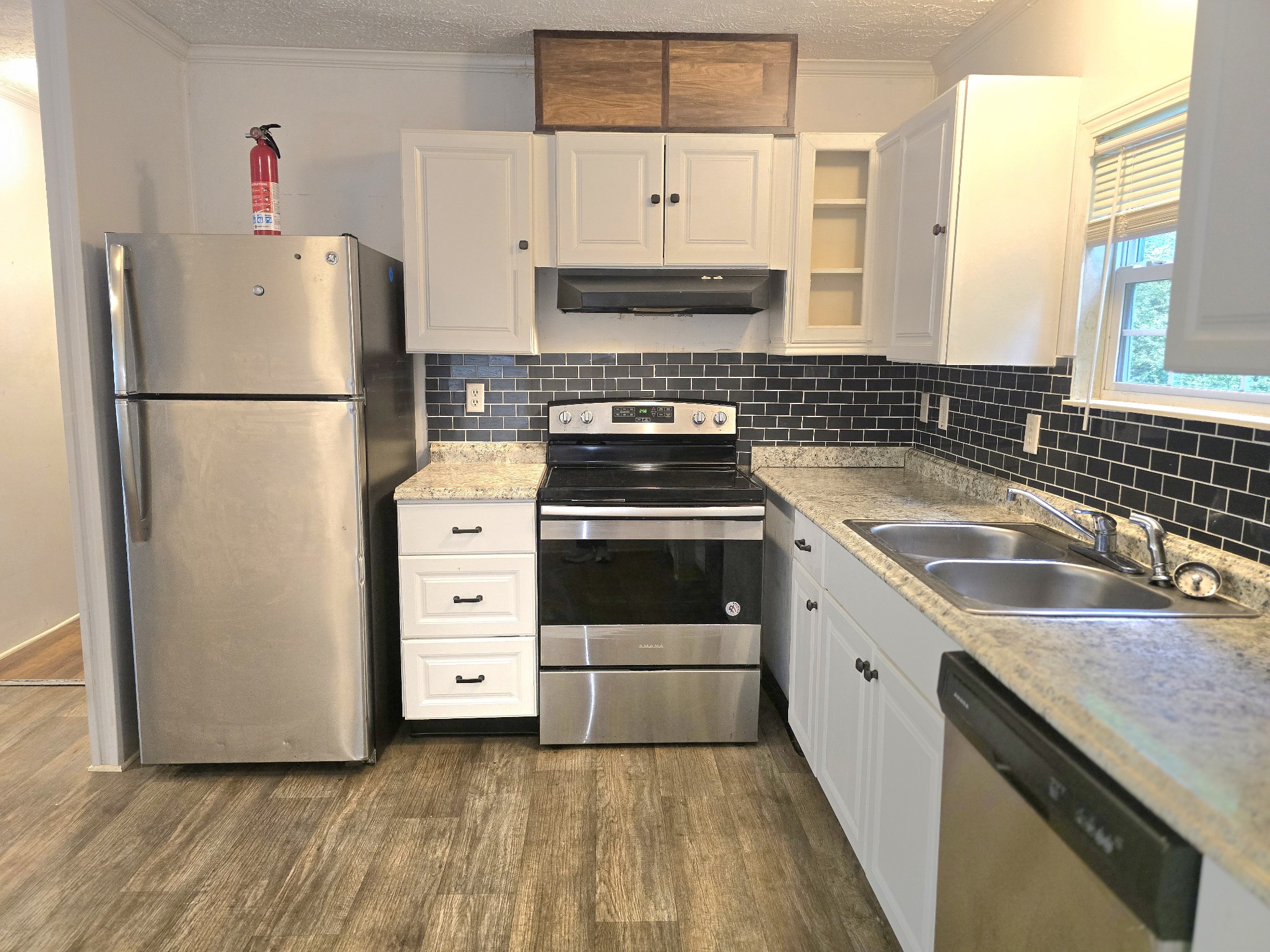 607 Evening Shade Dr, S White Bluff TN 37187