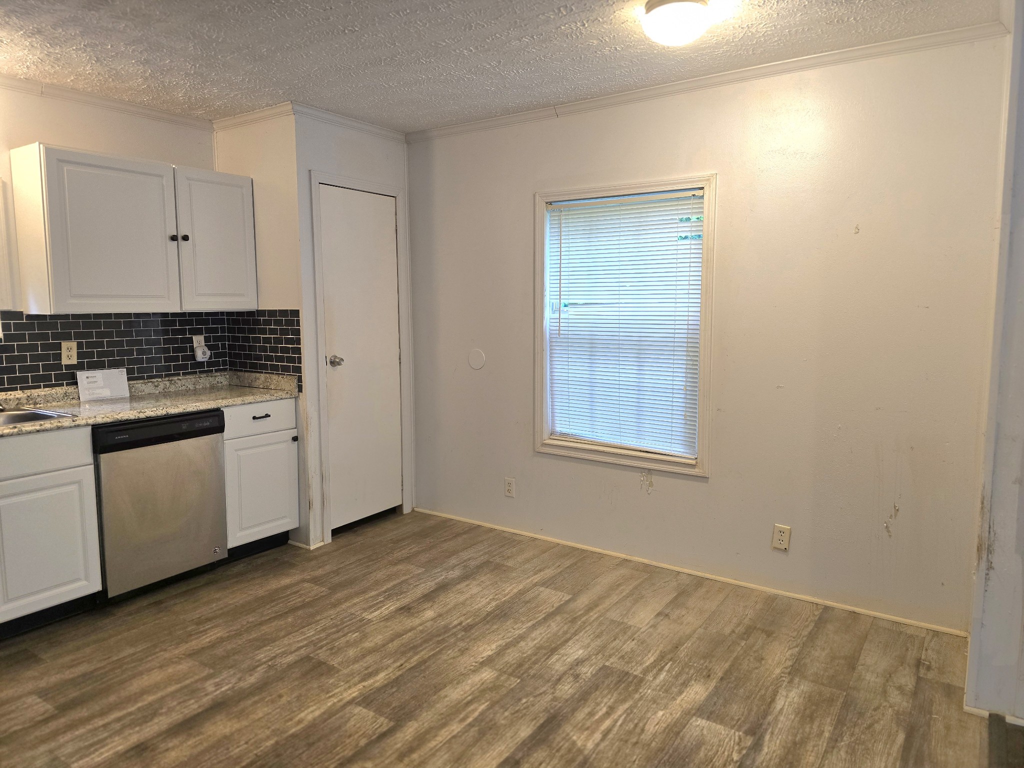 607 Evening Shade Dr, S White Bluff TN 37187