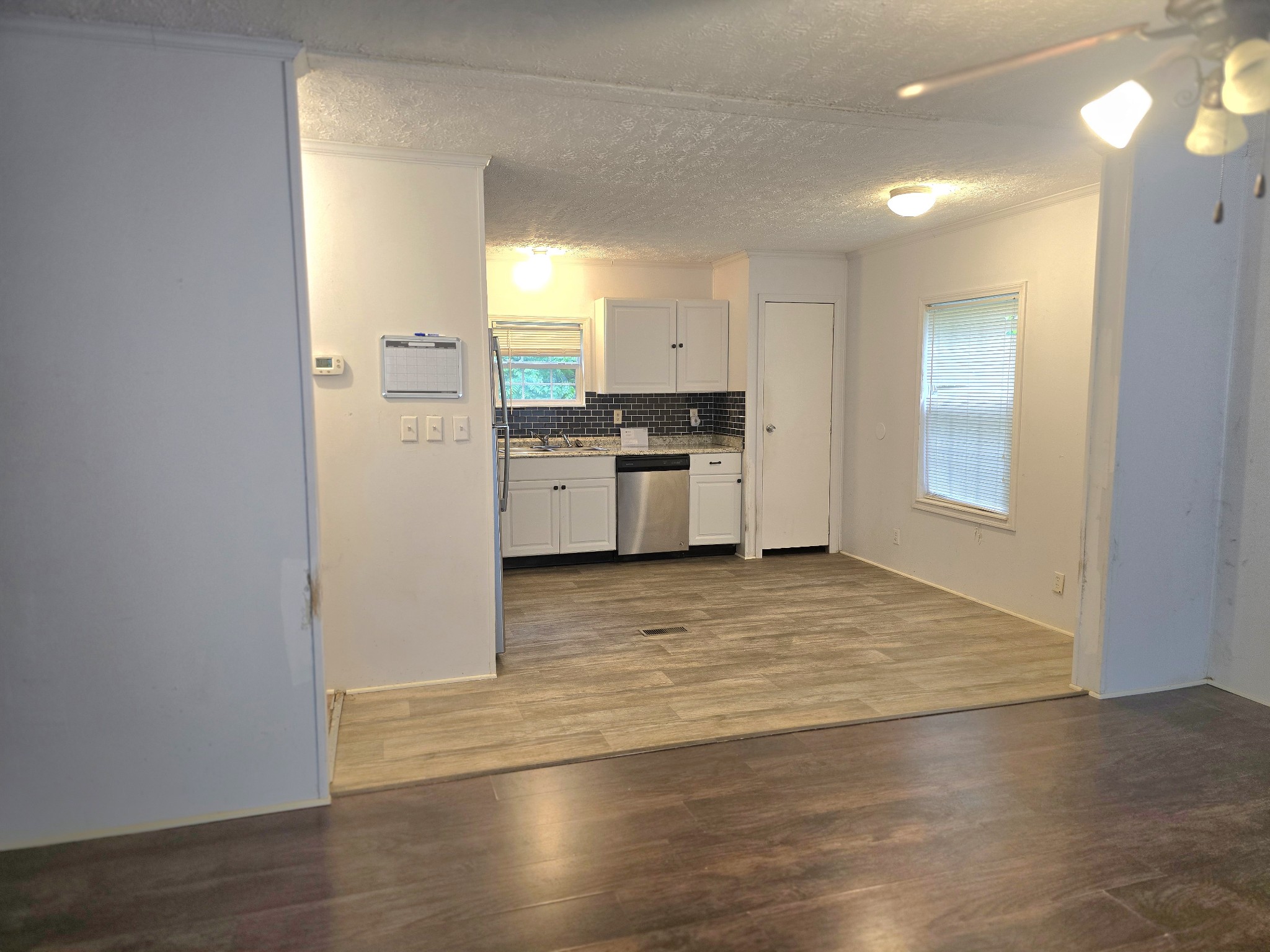 607 Evening Shade Dr, S White Bluff TN 37187