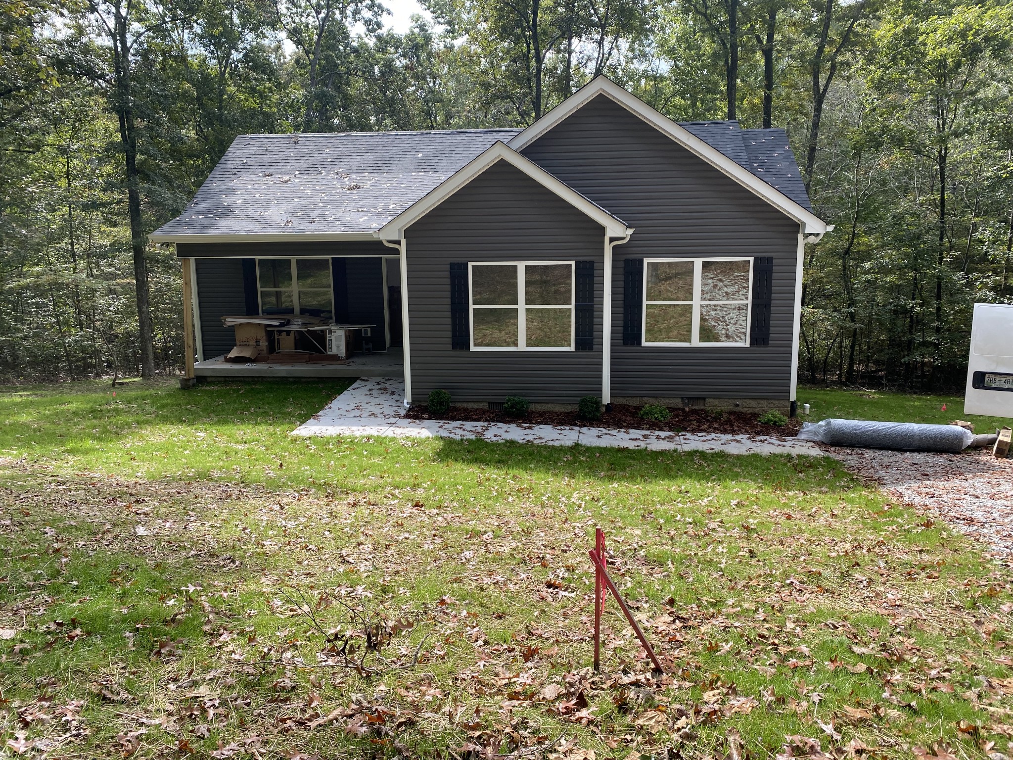 546 Old Highway 47 East, E Burns TN 37029