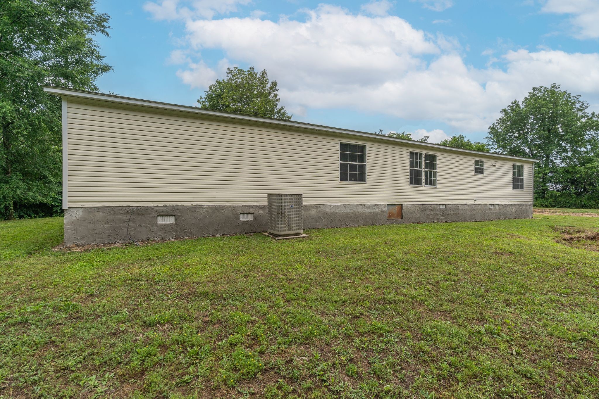 208 Rhoads Lane Hillsboro TN 37342