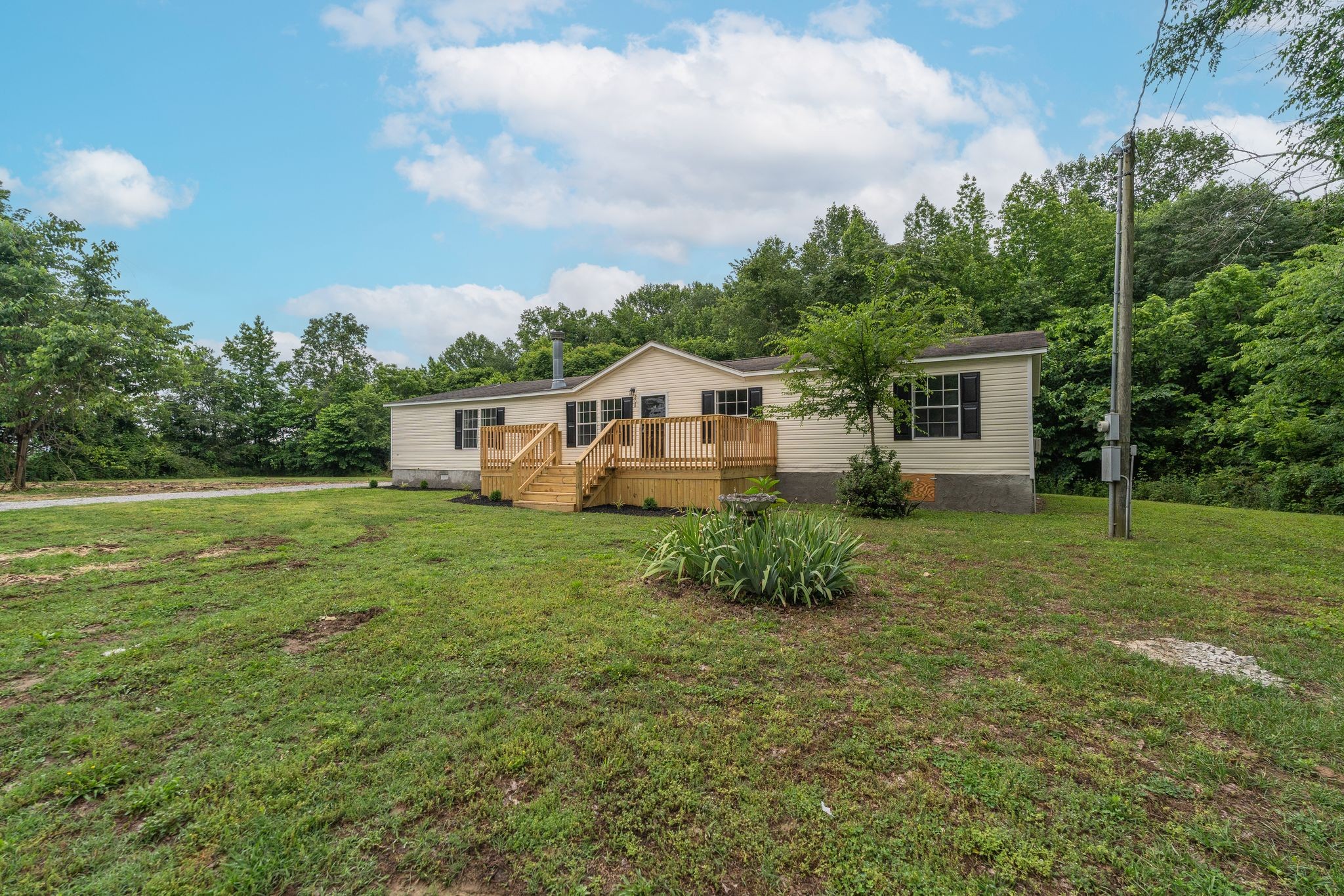 208 Rhoads Lane Hillsboro TN 37342