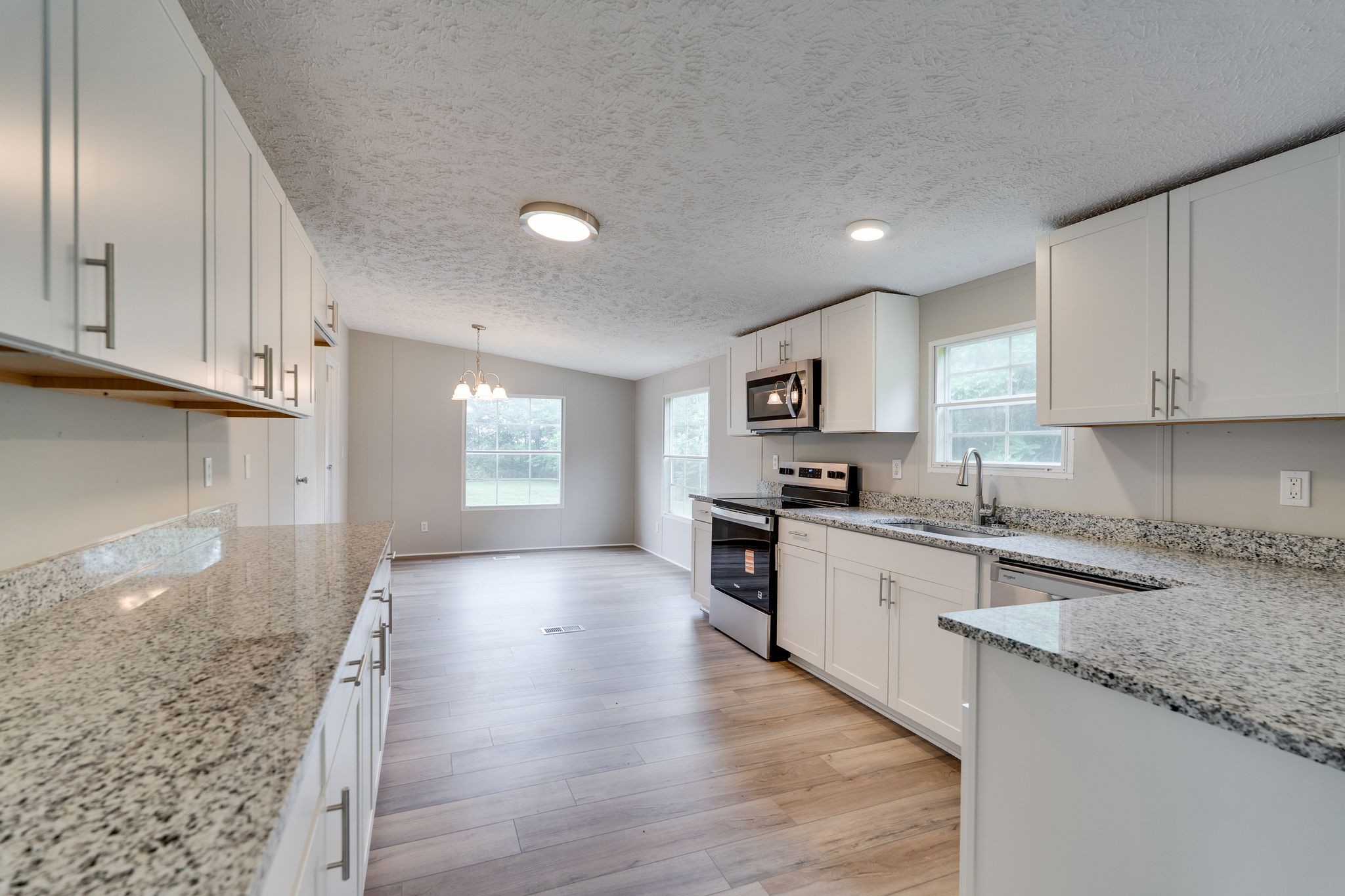 208 Rhoads Lane Hillsboro TN 37342