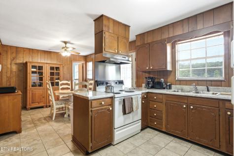 355 Crock Road Loudon TN 37774
