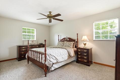 355 Crock Road Loudon TN 37774