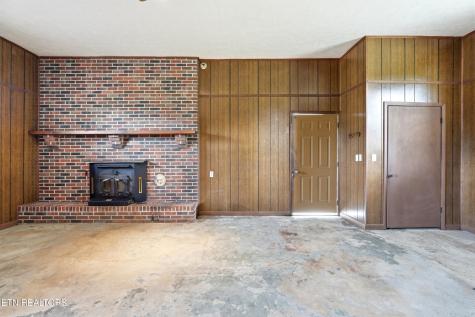 355 Crock Road Loudon TN 37774