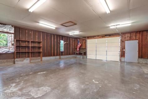355 Crock Road Loudon TN 37774