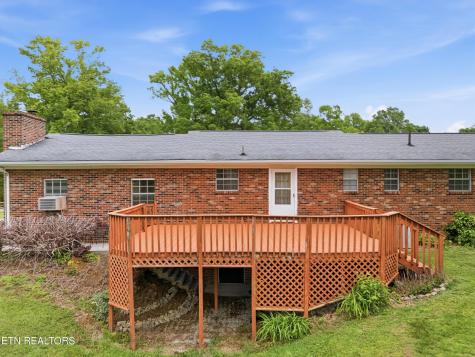355 Crock Road Loudon TN 37774