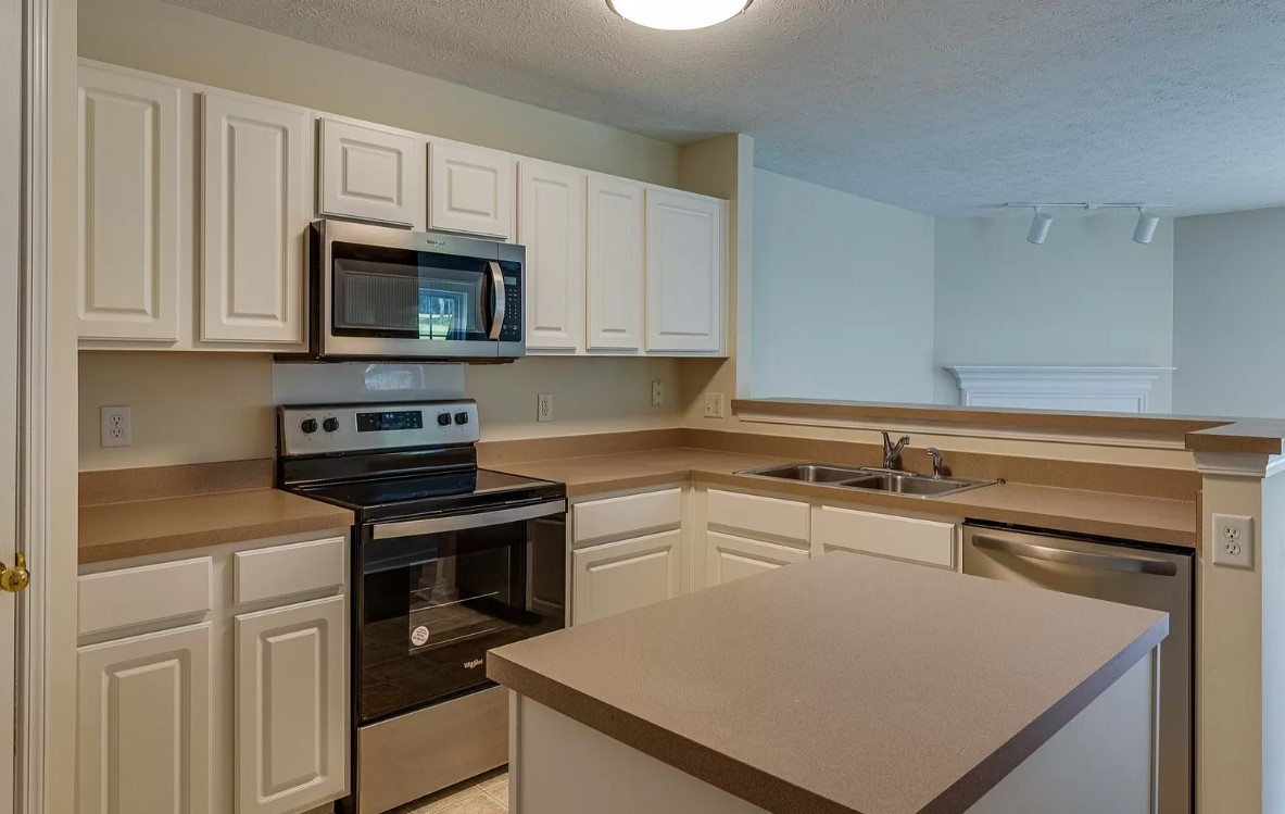 562 Flintlock Court Nashville TN 37217