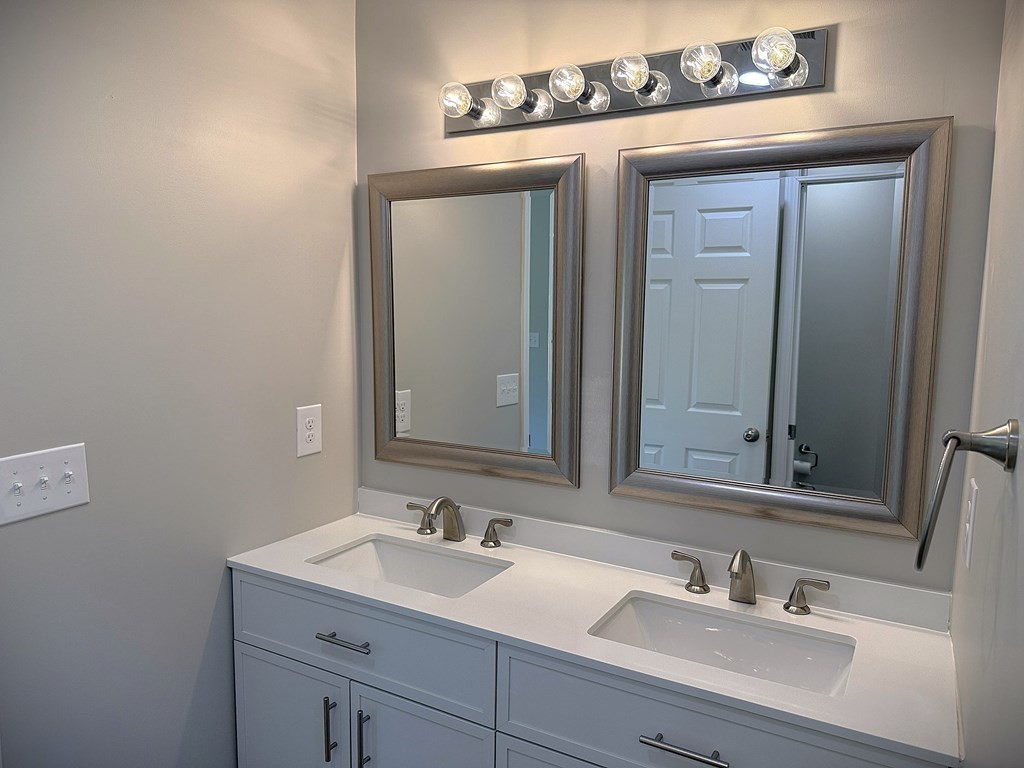 246 Ralph Spivey Lane Gainesboro TN 38562