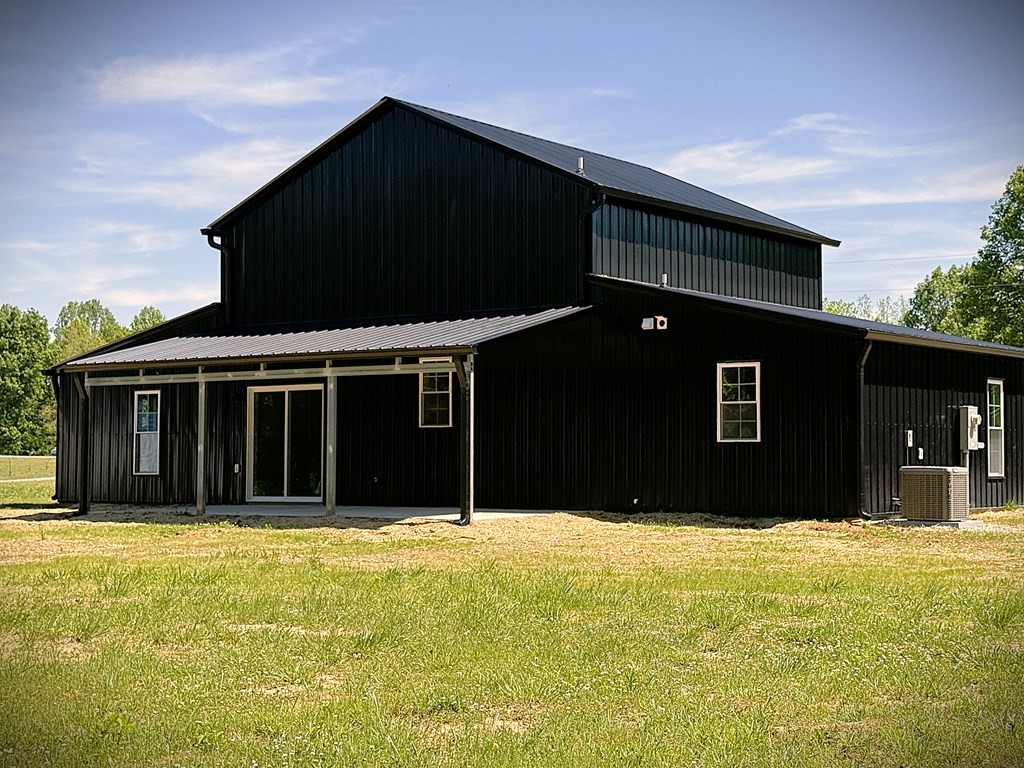 246 Ralph Spivey Lane Gainesboro TN 38562
