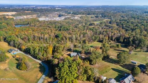 209 Ridge Road Maryville TN 37803