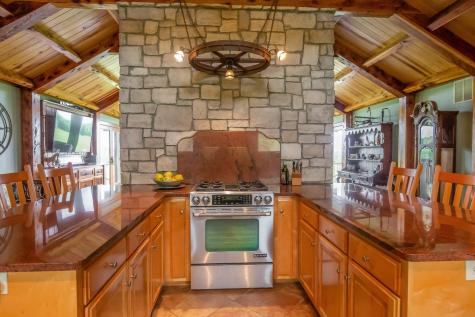 521 Coop Road Bell Buckle TN 37020