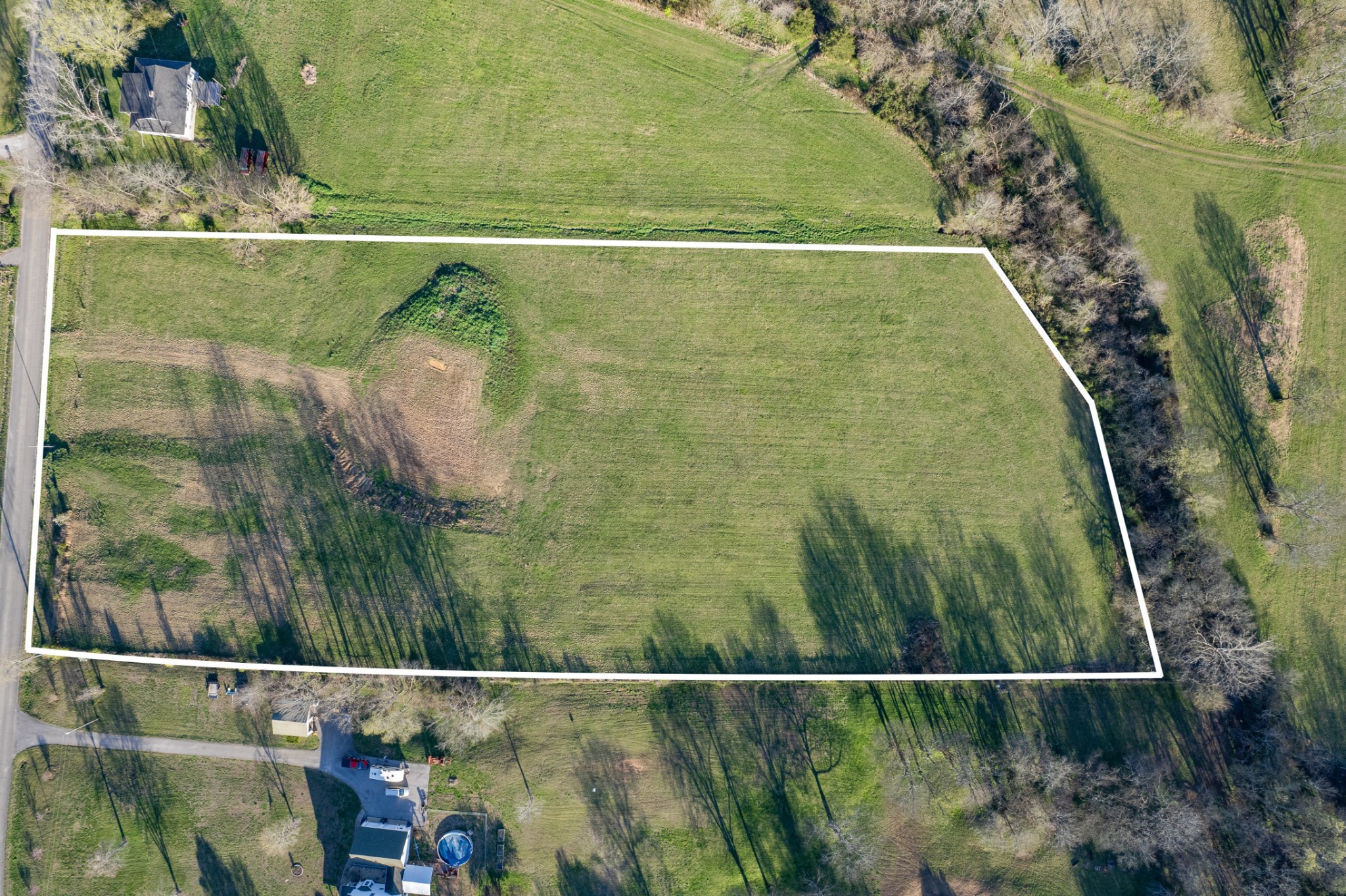 0 Theta Pike Columbia TN 38401