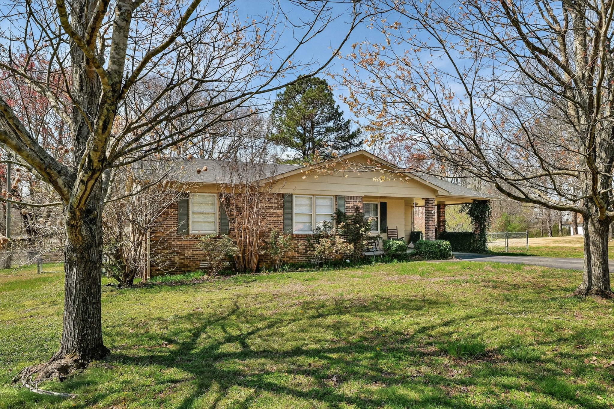 18 Town Road Fayetteville TN 37334
