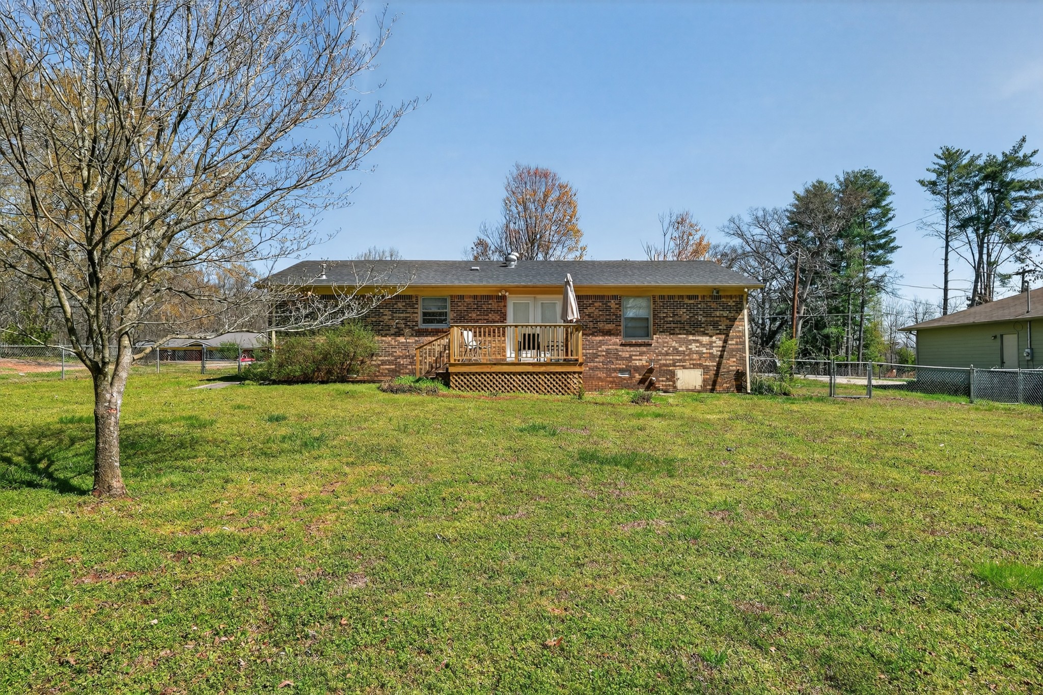 18 Town Road Fayetteville TN 37334