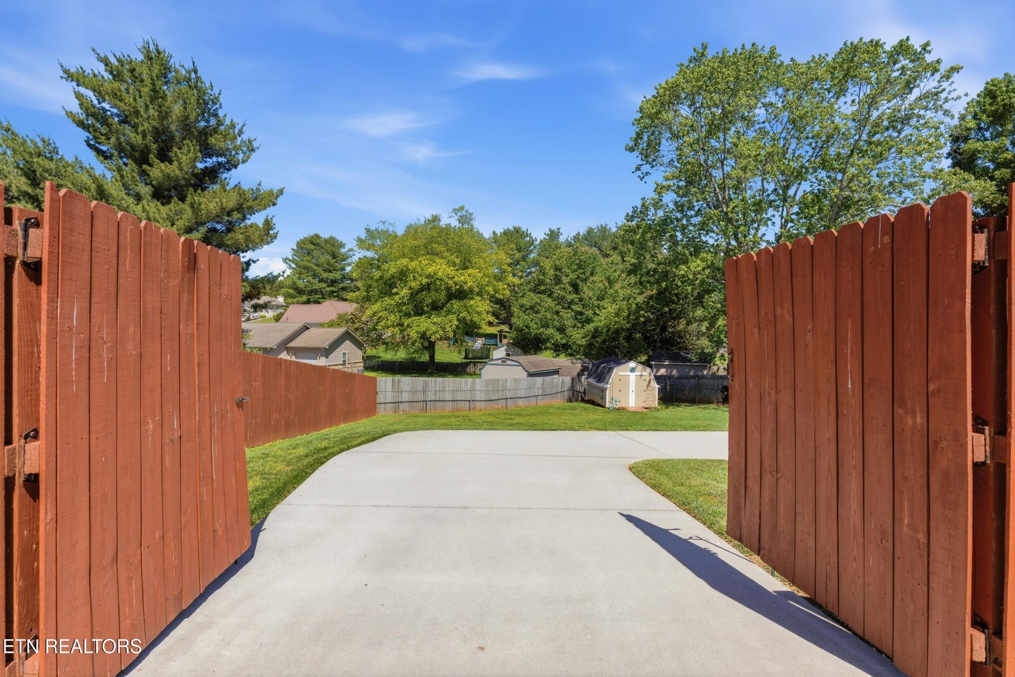 315 Silo Drive Lenoir City TN 37772