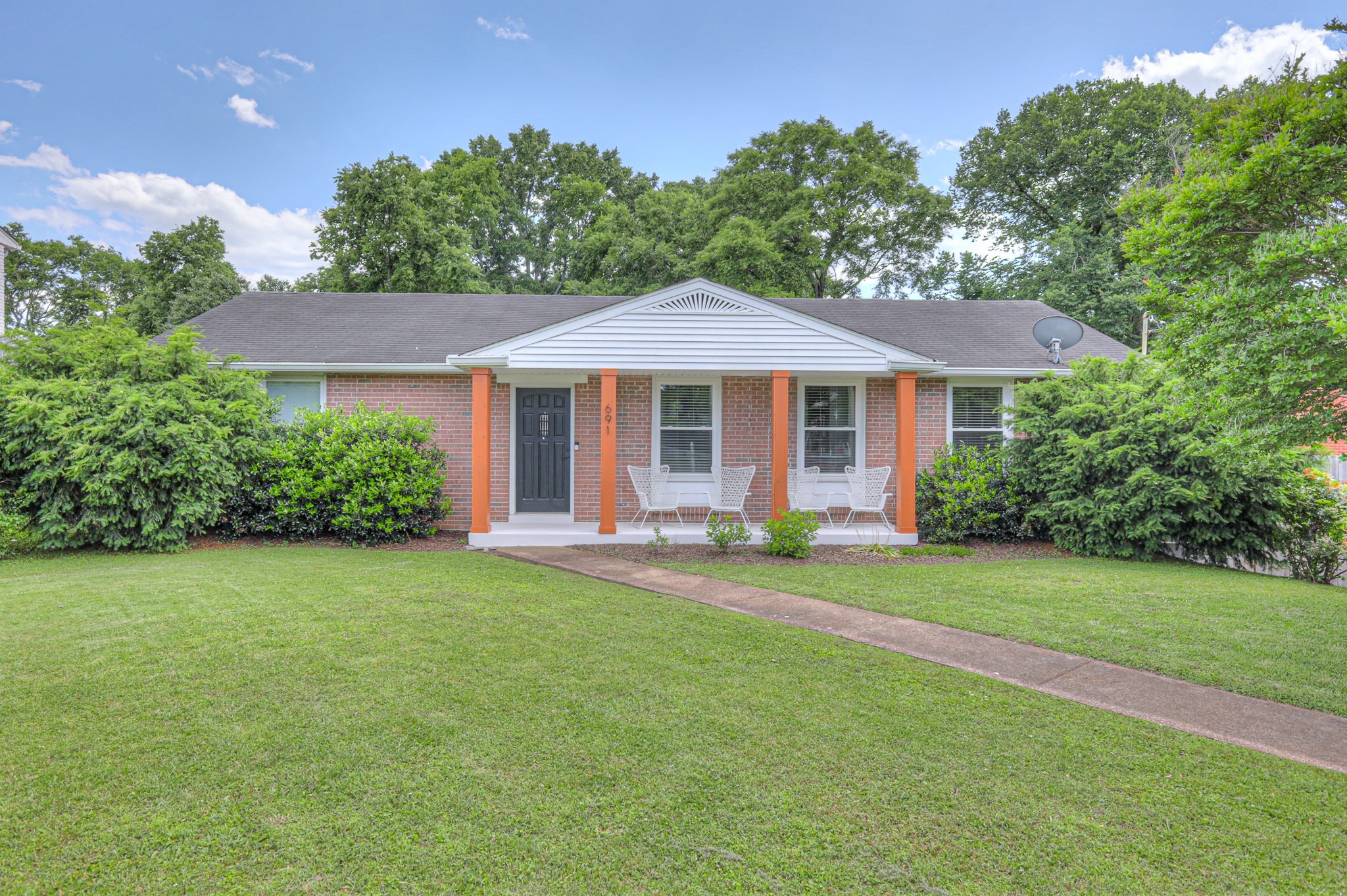 691 Harding Place Nashville TN 37211