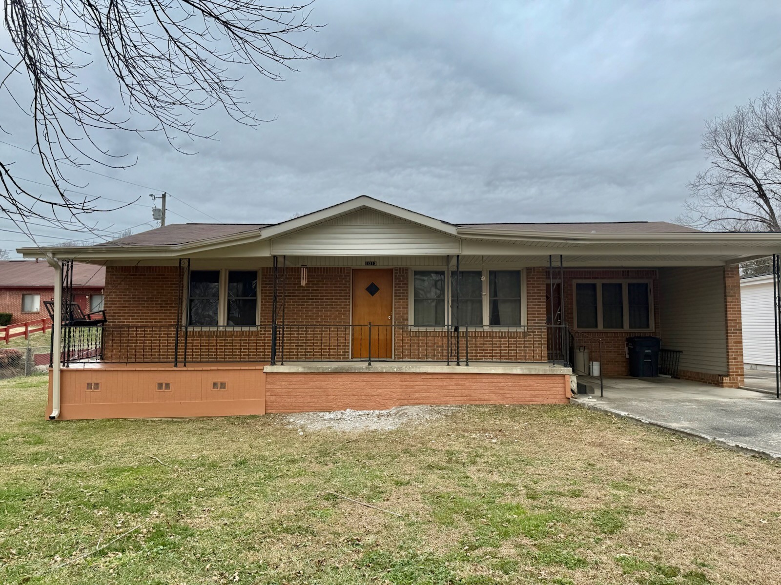 1013 College St, W Fayetteville TN 37334
