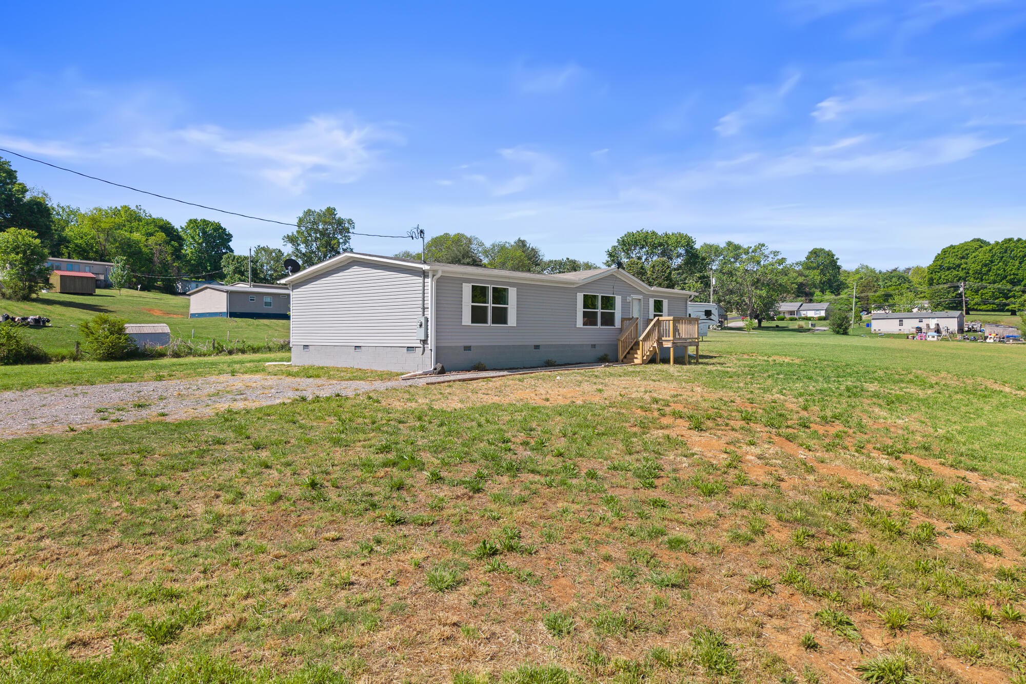 217 Oakland Road Sweetwater TN 37874