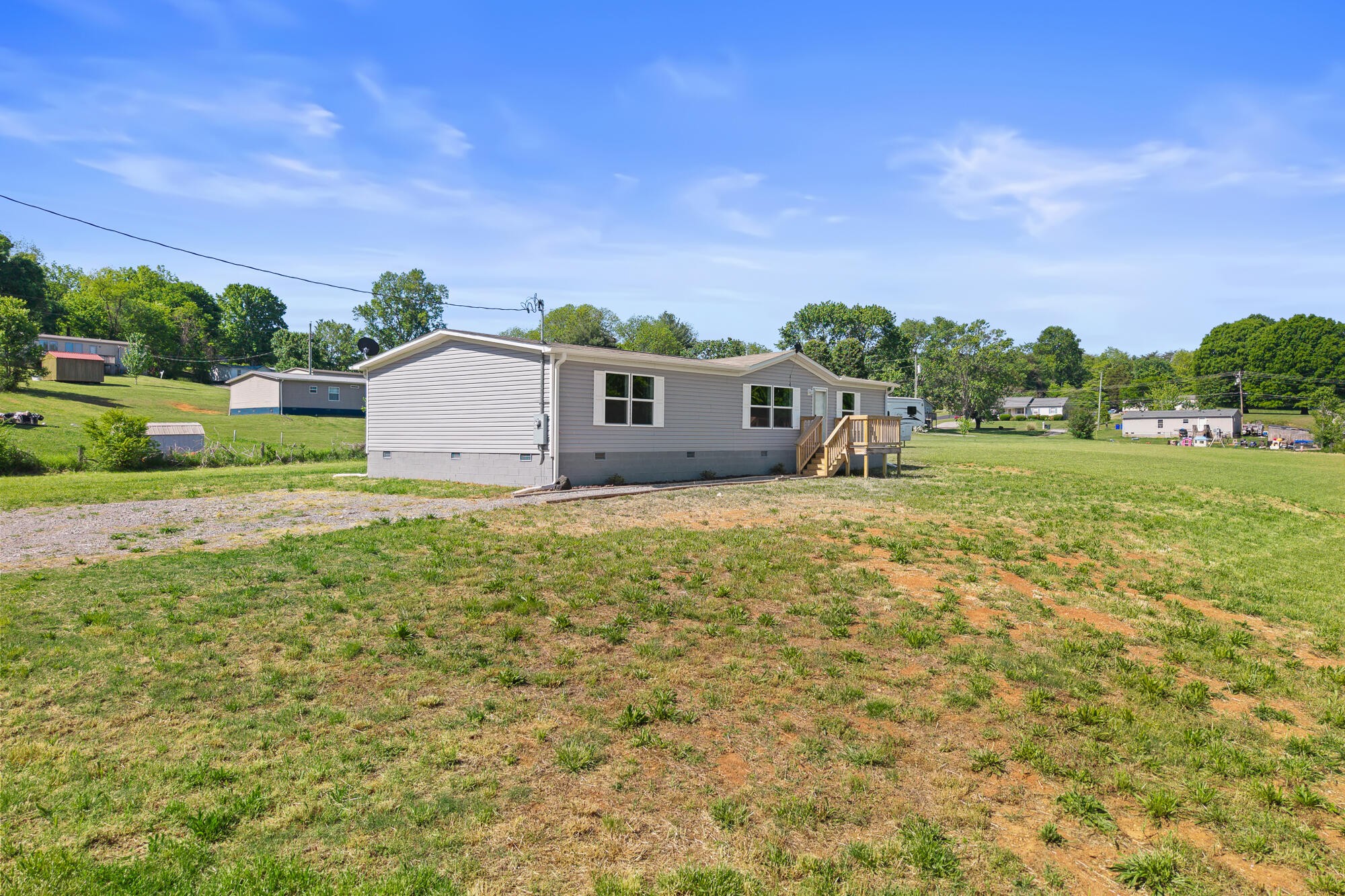 217 Oakland Road Sweetwater TN 37874