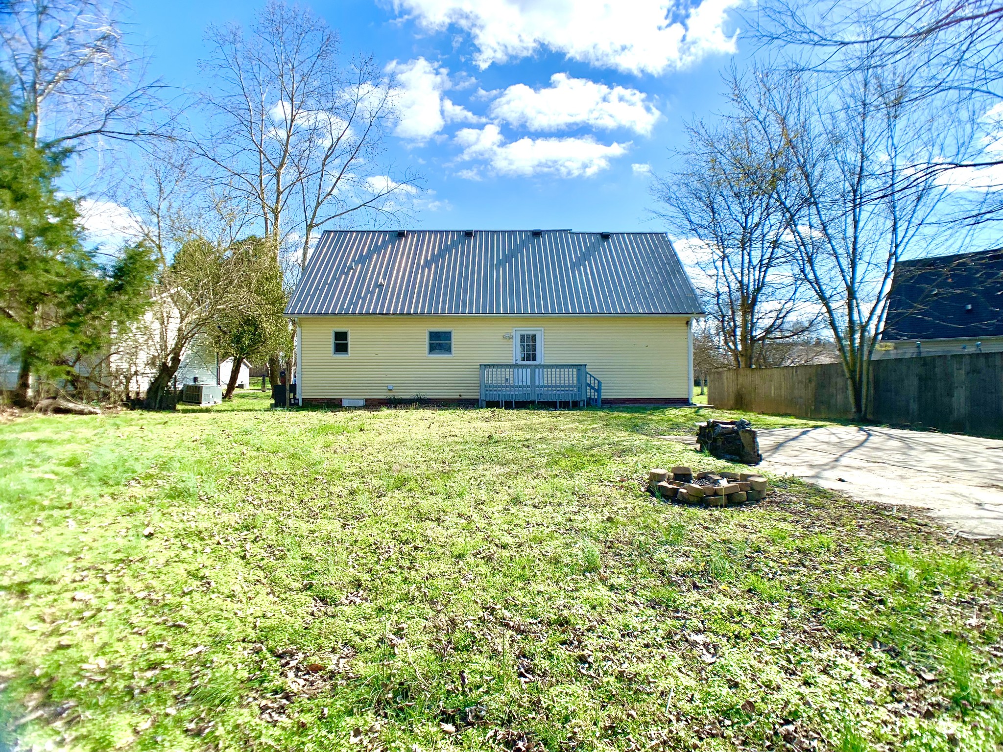 219 Jim Thorpe Drive Clarksville TN 37042
