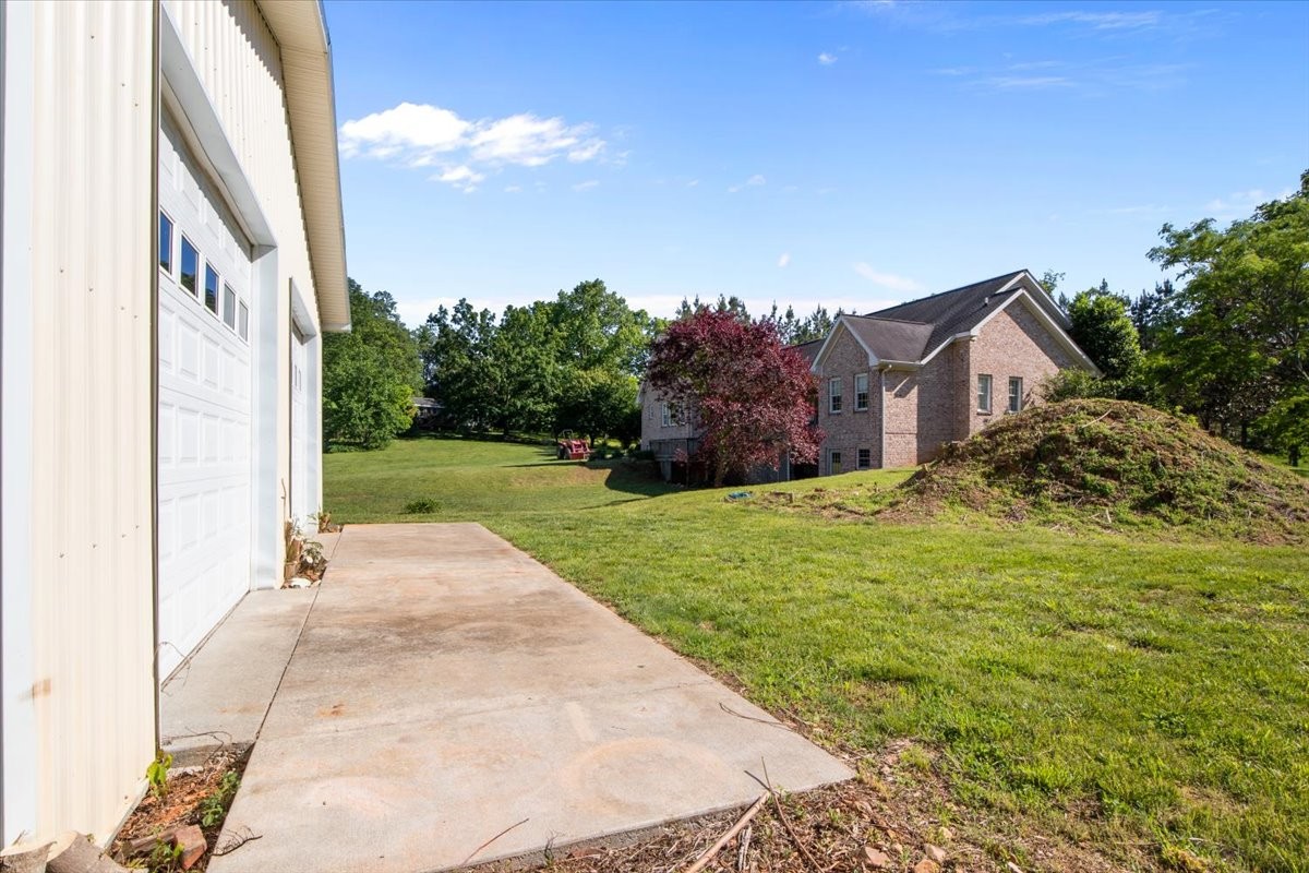 2440 Maple Grove Road Dickson TN 37055
