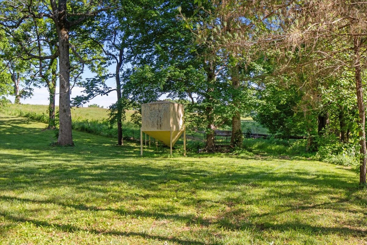 2440 Maple Grove Road Dickson TN 37055