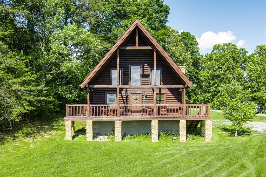 101 Meadow View Lane Spencer TN 38585