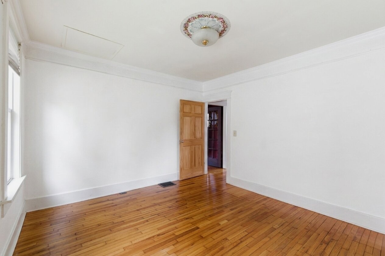 1303 Ashwood Avenue Nashville TN 37212