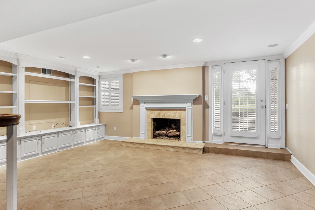 1201 Nashville Pike Gallatin TN 37066