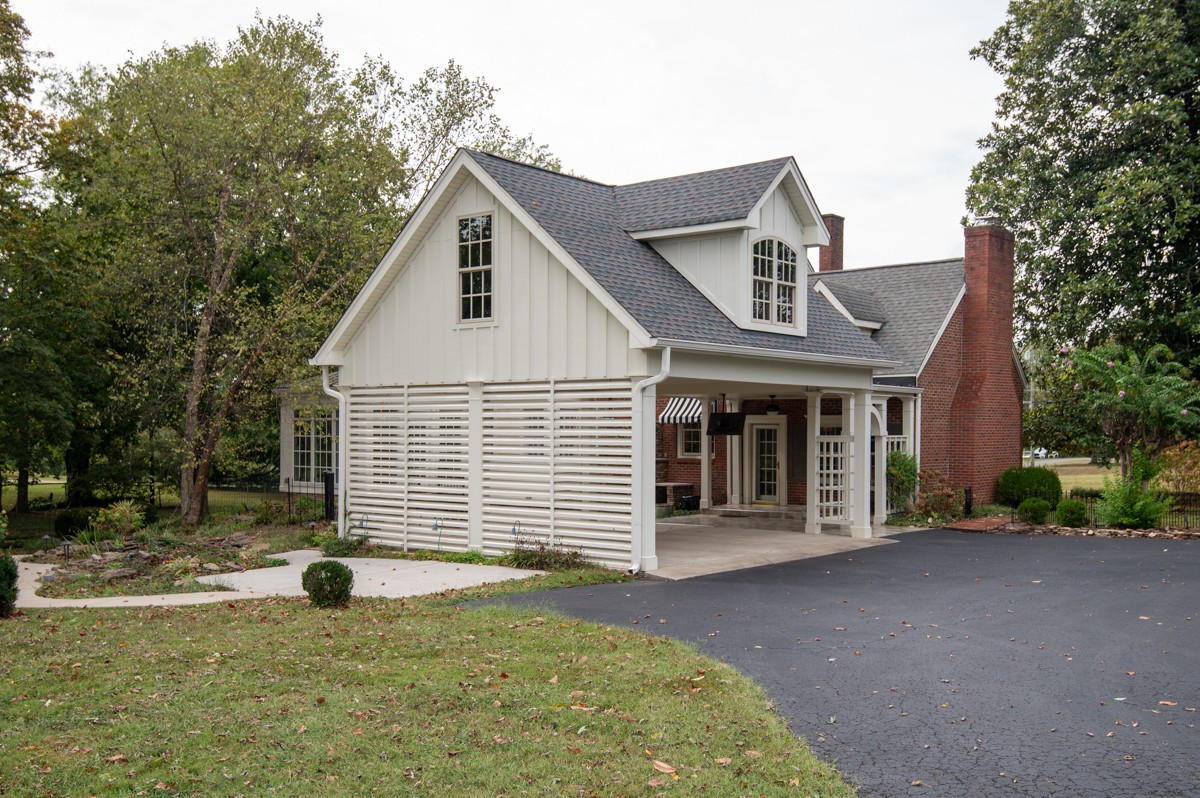 1201 Nashville Pike Gallatin TN 37066