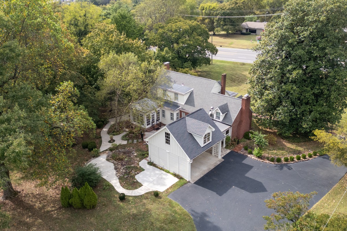 1201 Nashville Pike Gallatin TN 37066