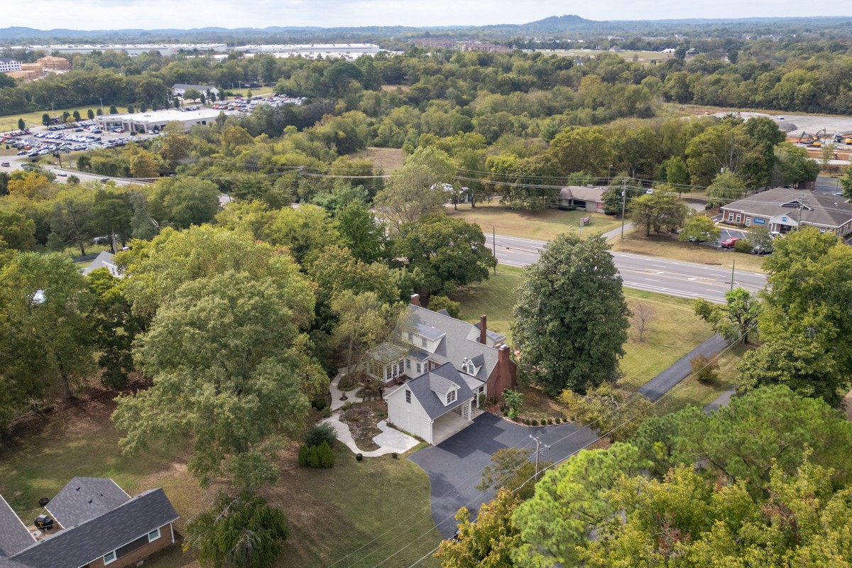 1201 Nashville Pike Gallatin TN 37066