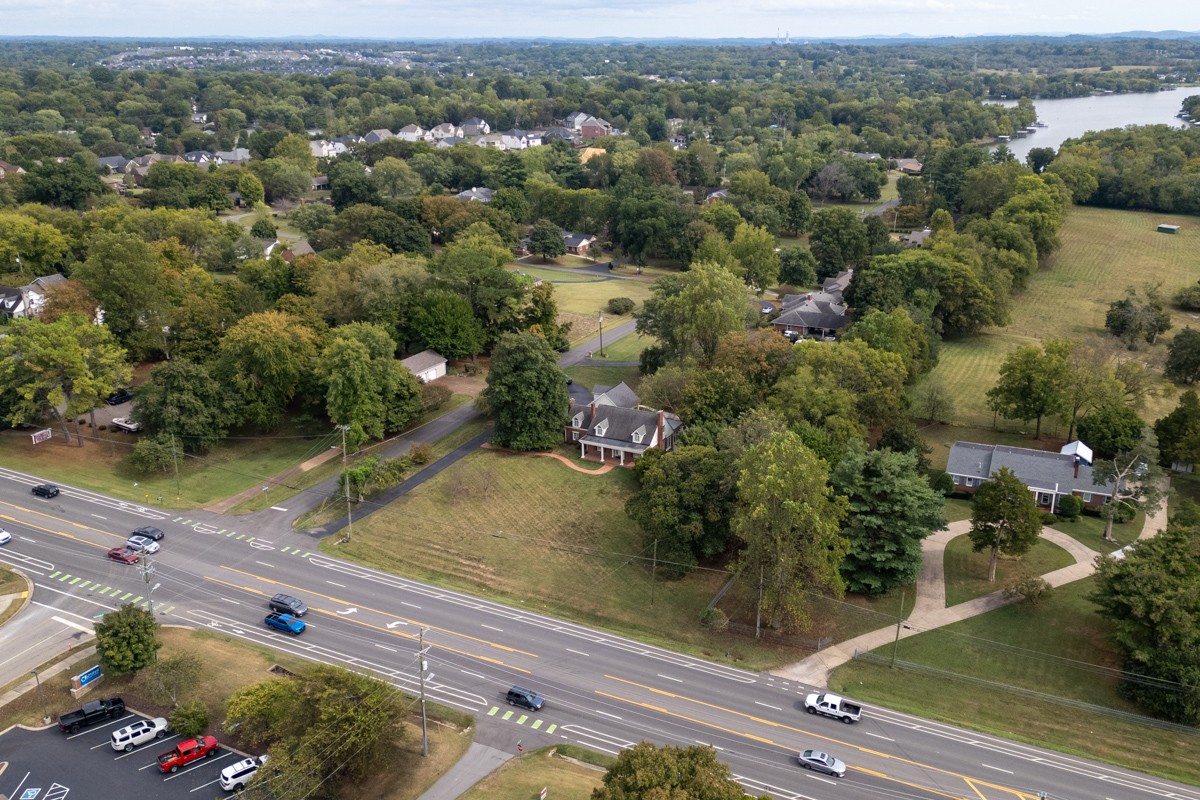 1201 Nashville Pike Gallatin TN 37066