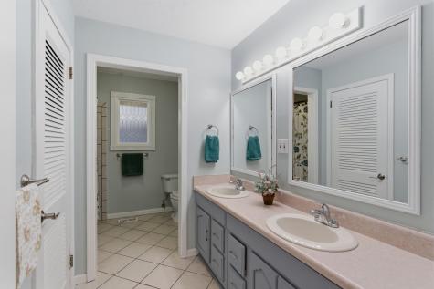 105 Brooklawn Drive White House TN 37188