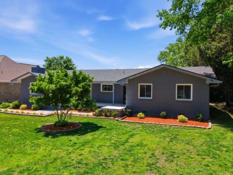 105 Brooklawn Drive White House TN 37188