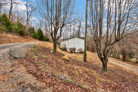 3845 Wickham Road Palmyra TN 37142