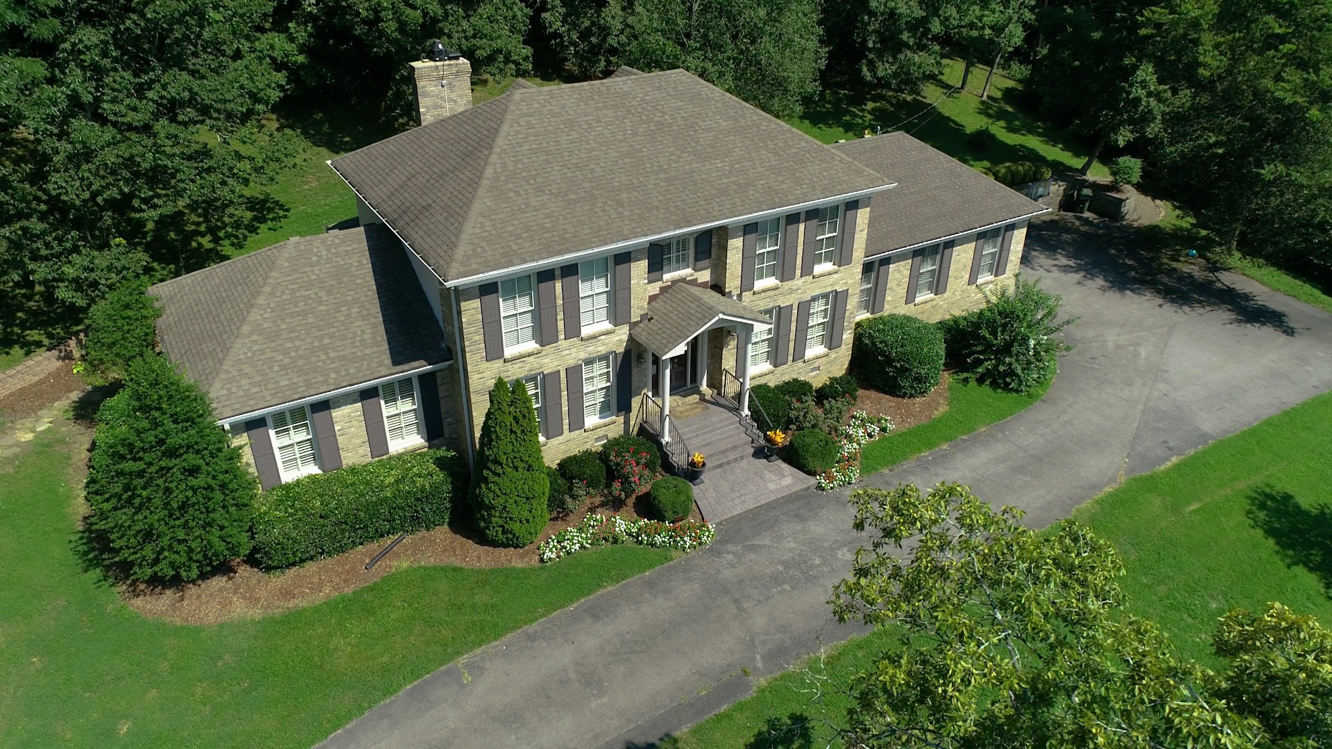 1702 Kingsbury Drive Nashville TN 37215